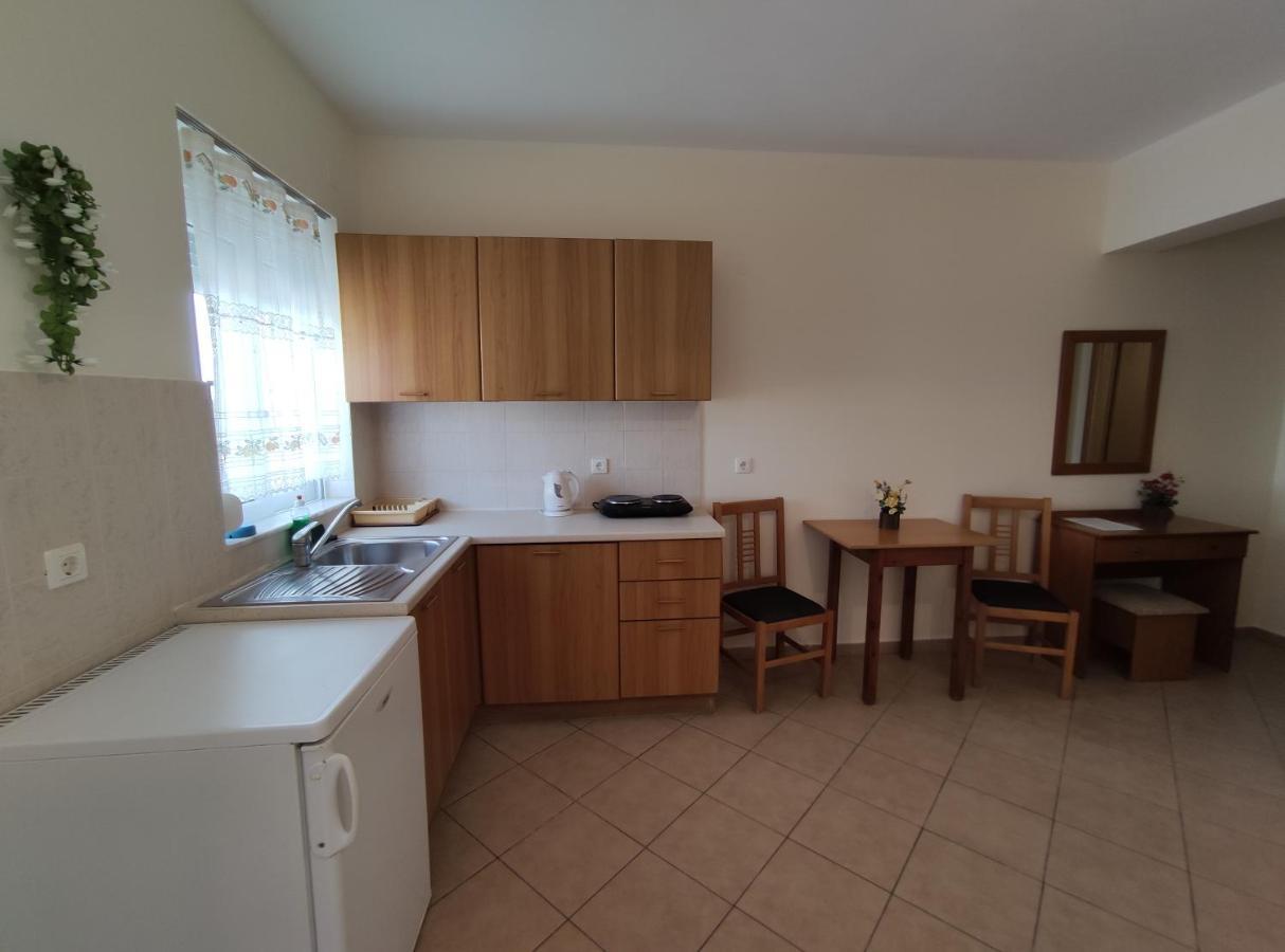 Nikos 2 Studios & Apartments Kardamena  외부 사진