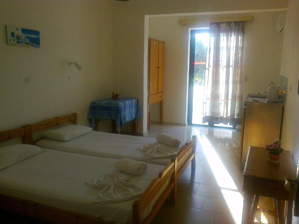 Nikos 2 Studios & Apartments Kardamena  객실 사진